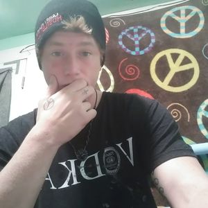 Meet your Posher, Dylan